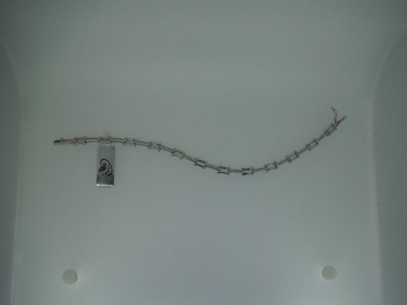 BRACCIALE ORO BIANCO BACCHETTE E QUADRATINI CON 60 DIAMANTI DA 0.005 CT - 