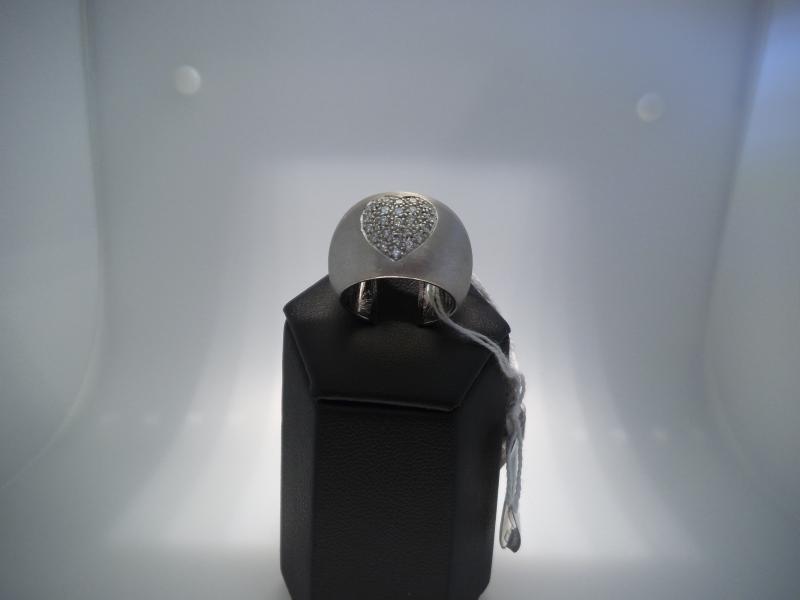 ANELLO ORO B. 750/1000 FASCIONE CON DIAMANTI DA 0,23 CT TOT - 