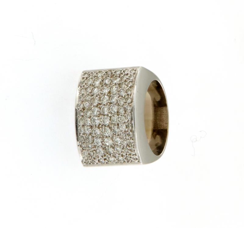 ANELLO ORO BIANCO 750\1000 CON PAV&Egrave; DI DIAMANTI CT 3,64 COLORE H PUREZZA VS MIS 14 - 