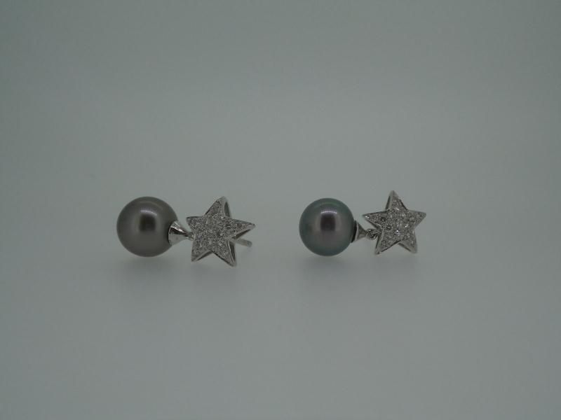 COPPIA ORECCHINI ORO BIANCO750/1000 PENDENTI CON 32 DIAMANTI E PERLE NERE - 