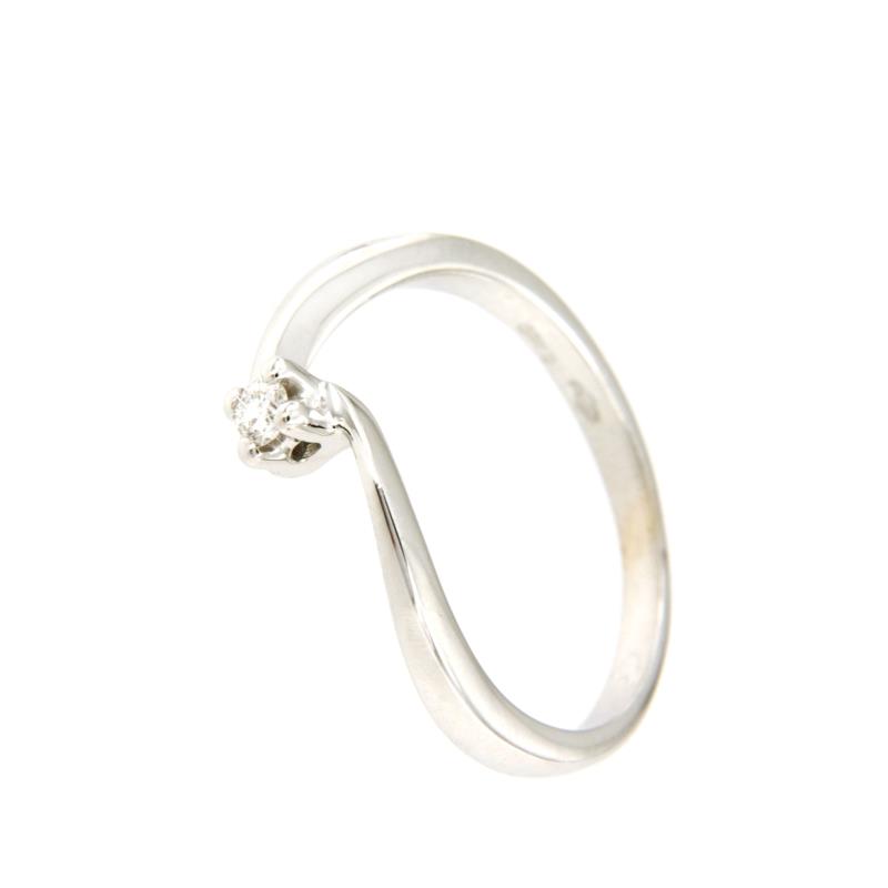 SOLITARIO ORO BIANCO 750/1000 CON DIAMANTE TAGLIO BRILLANTE CT 0.06 G - SI1 - MIS. 14 - 