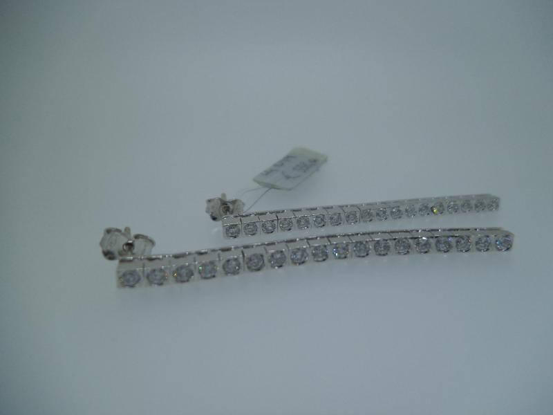 ORECCHINI ORO B.CO 750/1000  SEMIRIGIDI FIAMMIFERO CON ZIRCONI - 