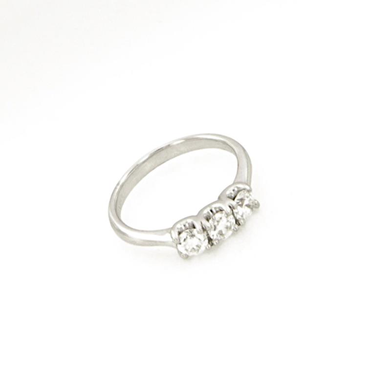 TRILOGY ORO BIANCO 750/1000 CON DIAMANTI TAGLIO BRILLANTE CT 0.63 TOTALI G/H - SI1 - MIS. 13 - 