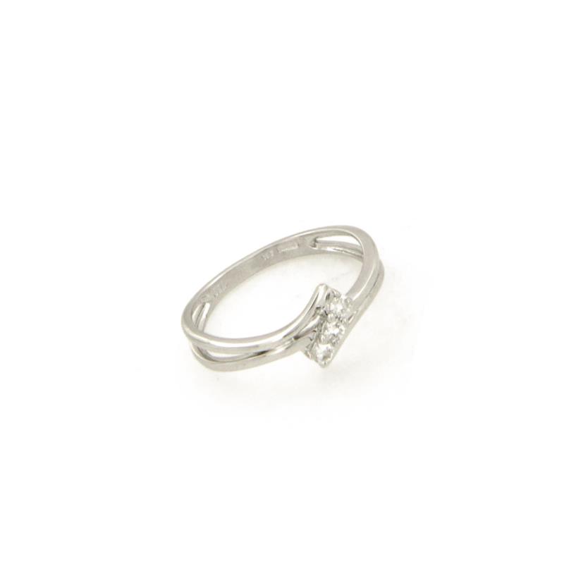 TRILOGY ORO BIANCO 750/1000 CON DIAMANTI TAGLIO BRILLANTE CT 0.12 TOTALI G - SI3 - MIS. 14 - 