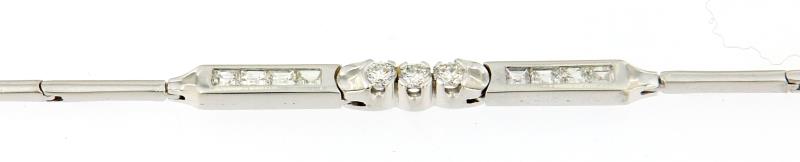 COLLANA IN ORO BIANCO 750\1000 CON 3 DIAMANTI TAGLIO BRILLANTE PI&Ugrave;  8 DIAMANTINI TAGLIO BAGUETTE  - 